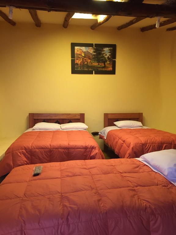 Rumi Sonqo Hostel Ollantaytambo Kültér fotó