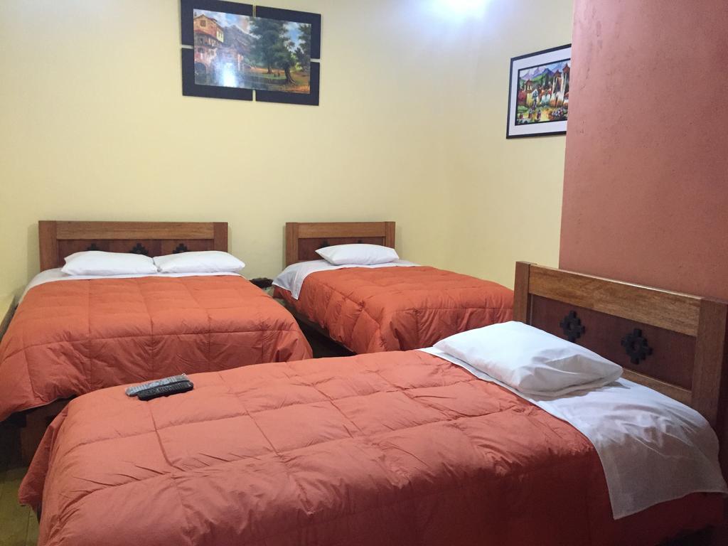 Rumi Sonqo Hostel Ollantaytambo Kültér fotó